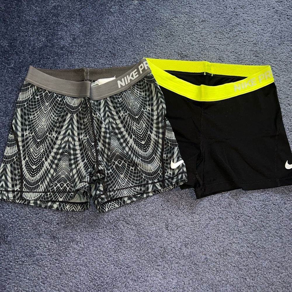 2 pairs of Nike Pro spandex